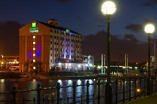 holiday inn express manchester salford quays by ihg