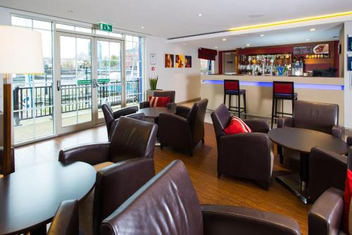 holiday inn express manchester salford quays by ihg