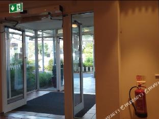 premier inn birmingham hall green