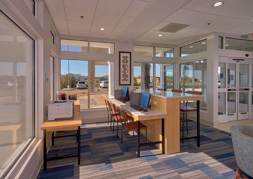 holiday inn express and suites pigeon forge sevierville by ihg
