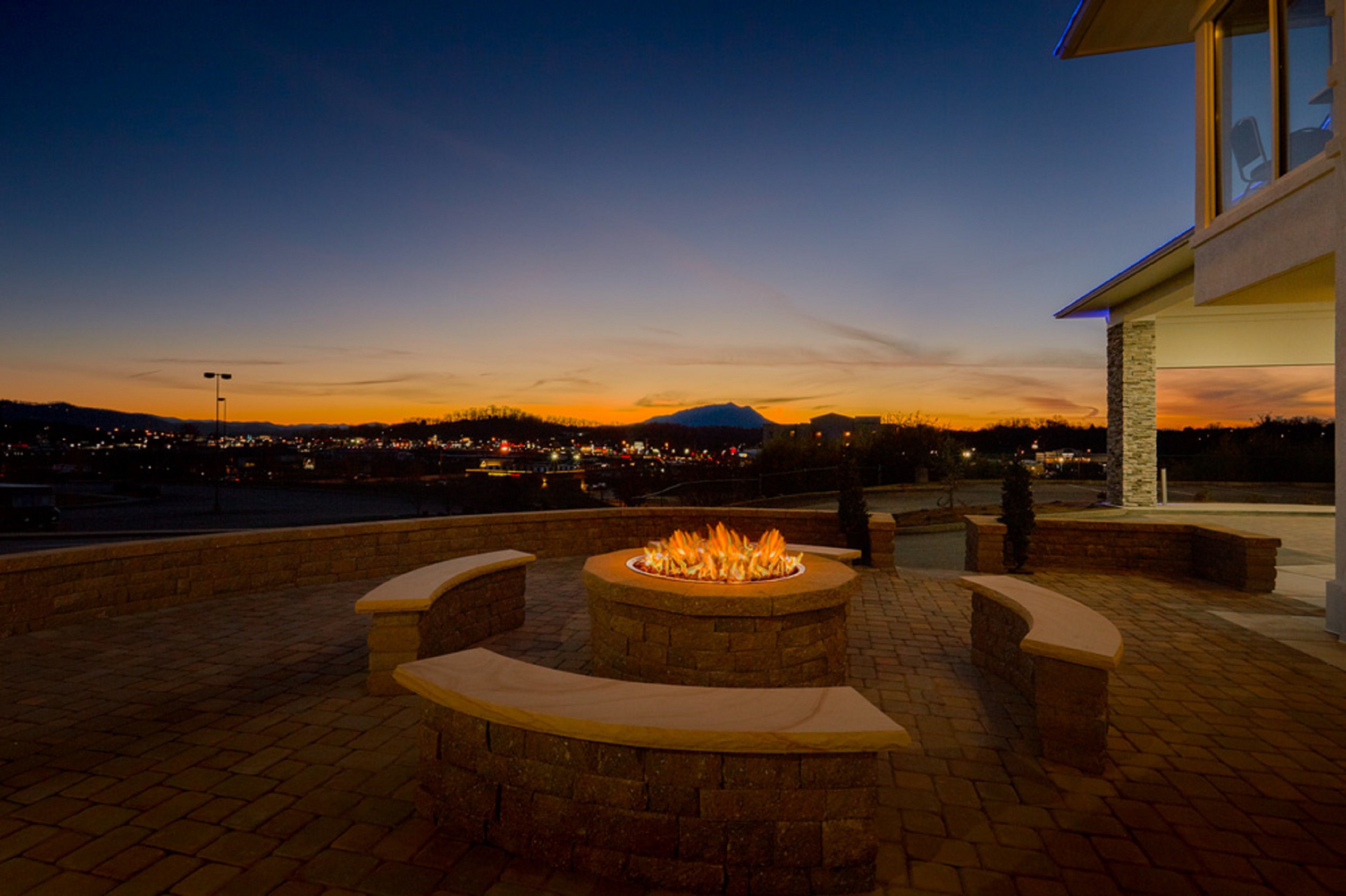 holiday inn express and suites pigeon forge sevierville by ihg