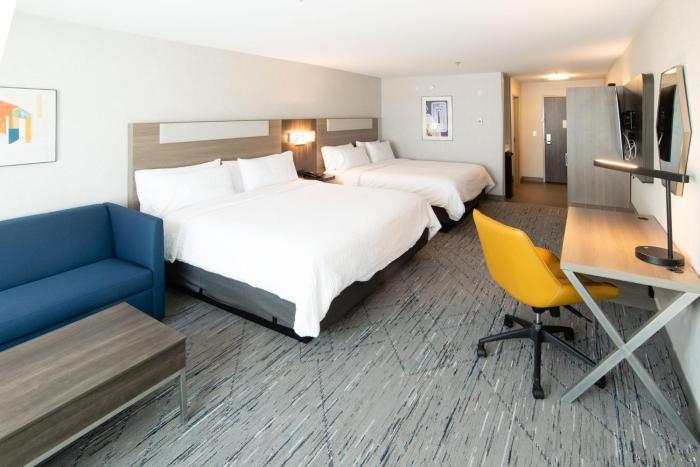 holiday inn express and suites moose jaw an ihg hotel