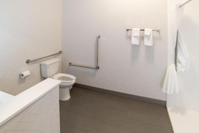 holiday inn express and suites moose jaw an ihg hotel