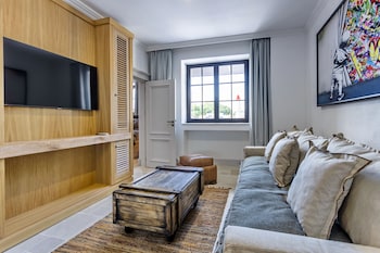 castro mesembria boutique hotel