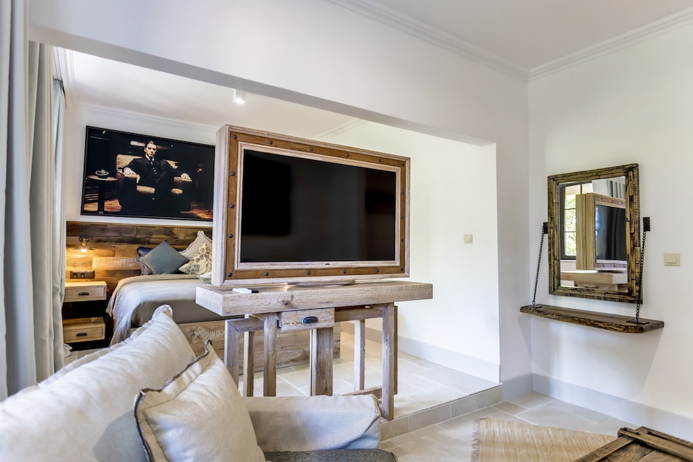 castro mesembria boutique hotel