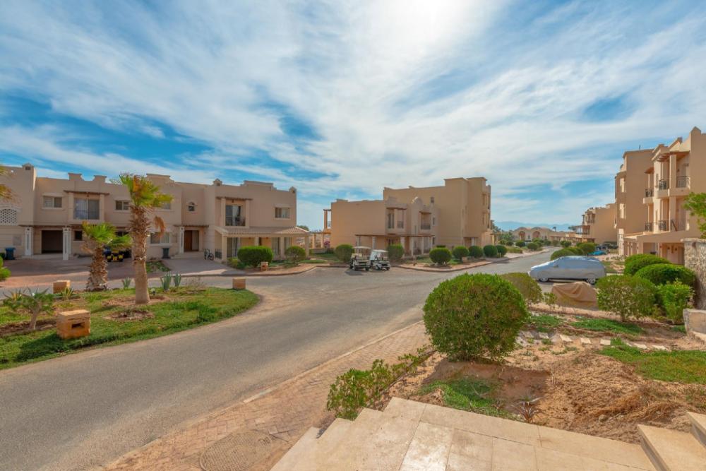 vesta luxury apt iii 2br golf