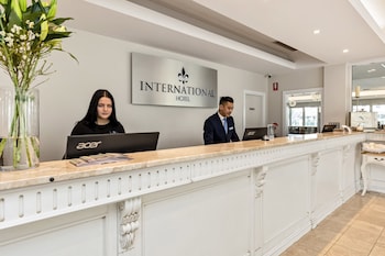 international hotel wagga wagga