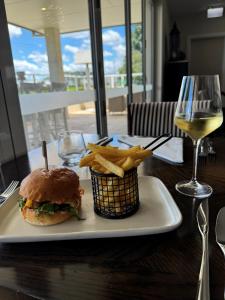 international hotel wagga wagga