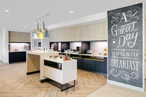 towneplace suites by marriott oconomowoc