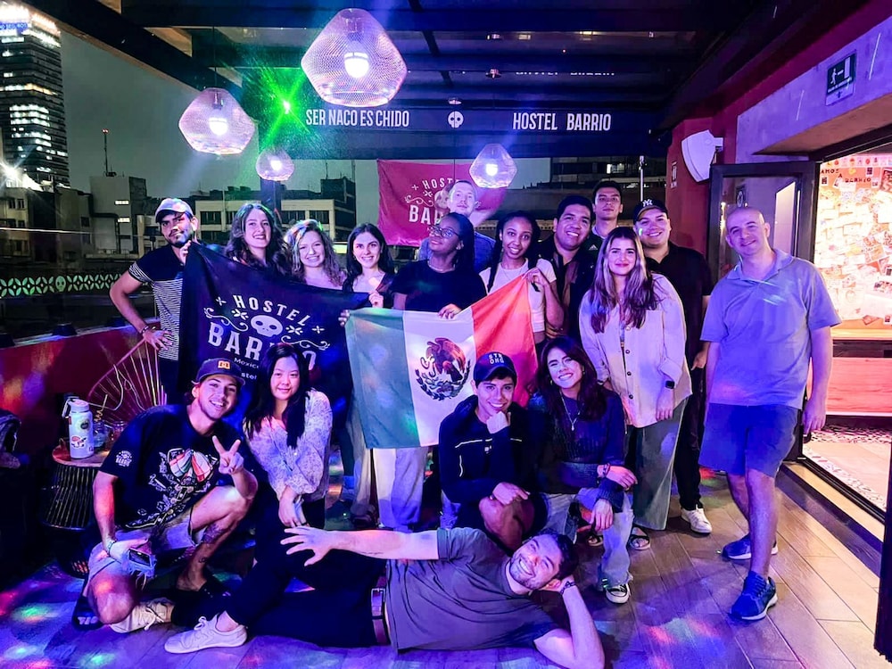 barrio downtown mexico city hostel