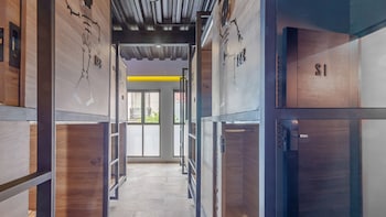 barrio downtown mexico city hostel