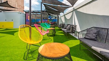 barrio downtown mexico city hostel