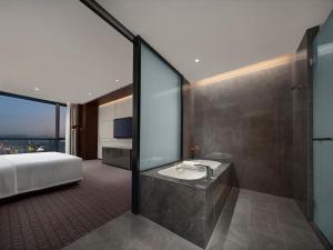grand new century hotel wenzhou