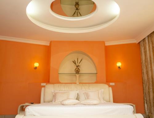 victory hotel and restaurant tulear