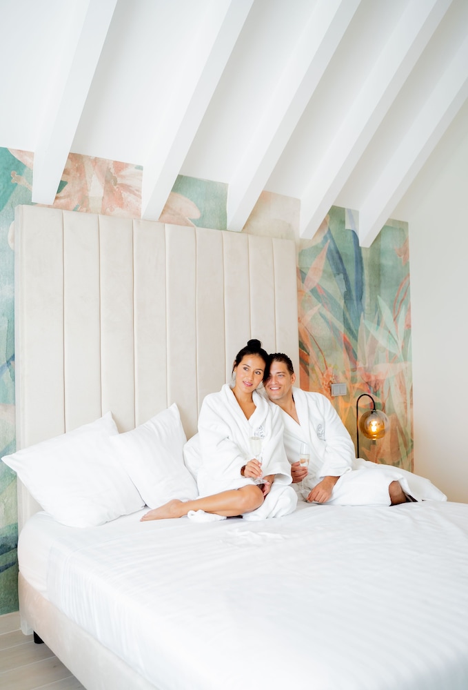 harbor hotel and casino curacao