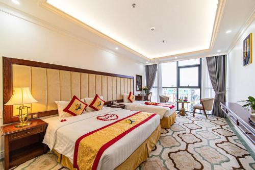 the shine 2 hotel and apartment