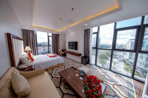 the shine 2 hotel and apartment