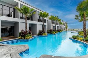 hatchao heritage beachfront resort