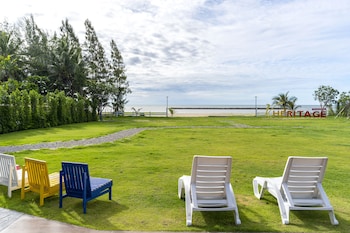 hatchao heritage beachfront resort