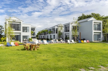 hatchao heritage beachfront resort