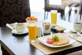 el dorado classic hotel