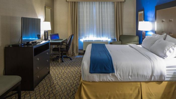holiday inn express and suites thunder bay by ihg