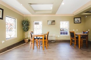 express inn gulf bank