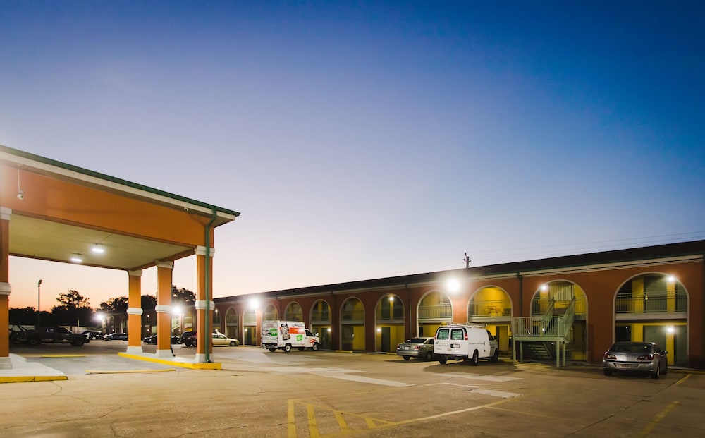 express inn gulf bank