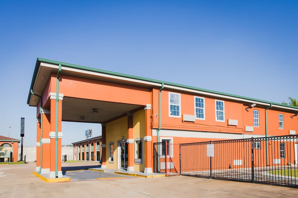 express inn gulf bank