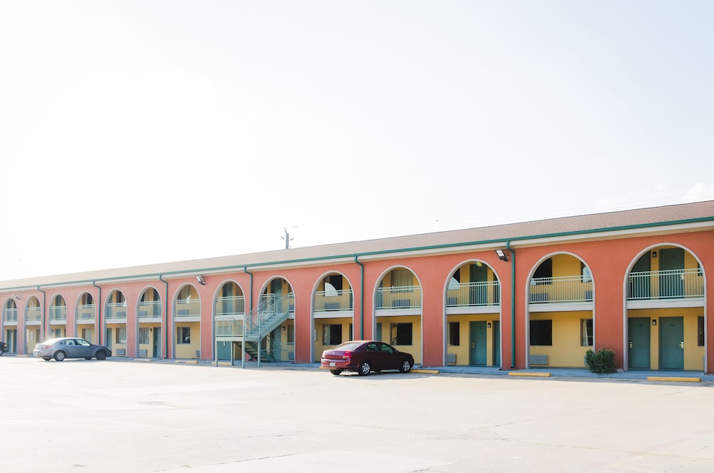 express inn gulf bank