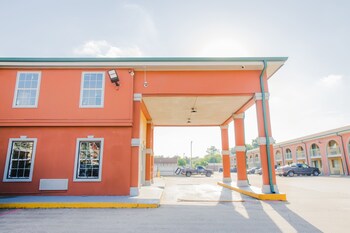 express inn gulf bank