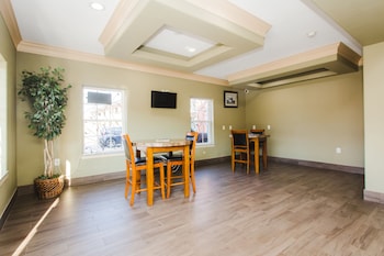 express inn gulf bank