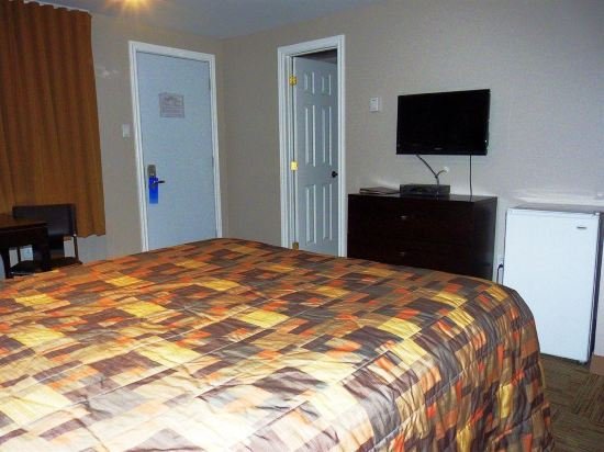 Falcon Motel Brossard,Champlain>>Brossard,2 star