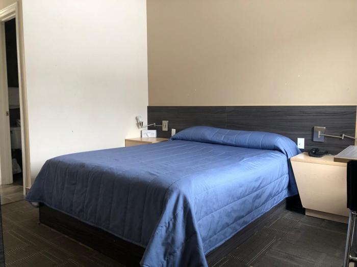 falcon motel brossard