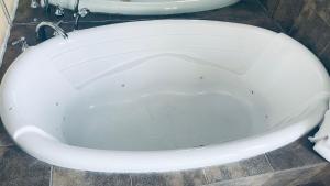 falcon motel brossard