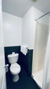 falcon motel brossard