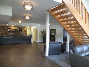 The Kanata By Bcminns Blairmore,Blairmore>>Bellevue,4 star