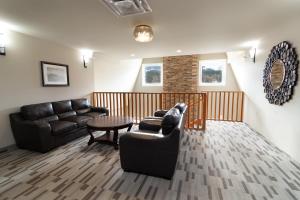 The Kanata By Bcminns Blairmore,Blairmore>>Bellevue,4 star