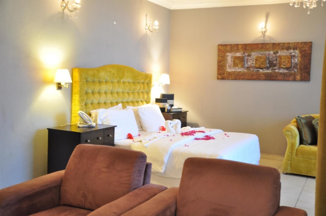 the country lodge hotel