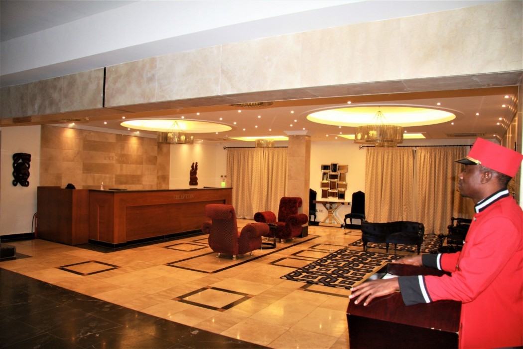 the country lodge hotel
