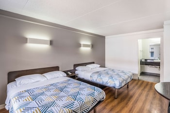 motel 6 dallas tx market center