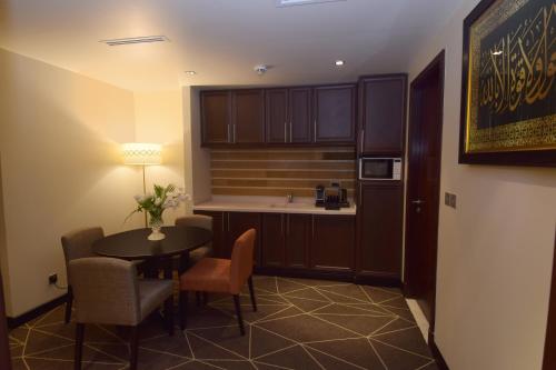 pullman zamzam madina