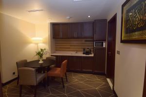 pullman zamzam madina