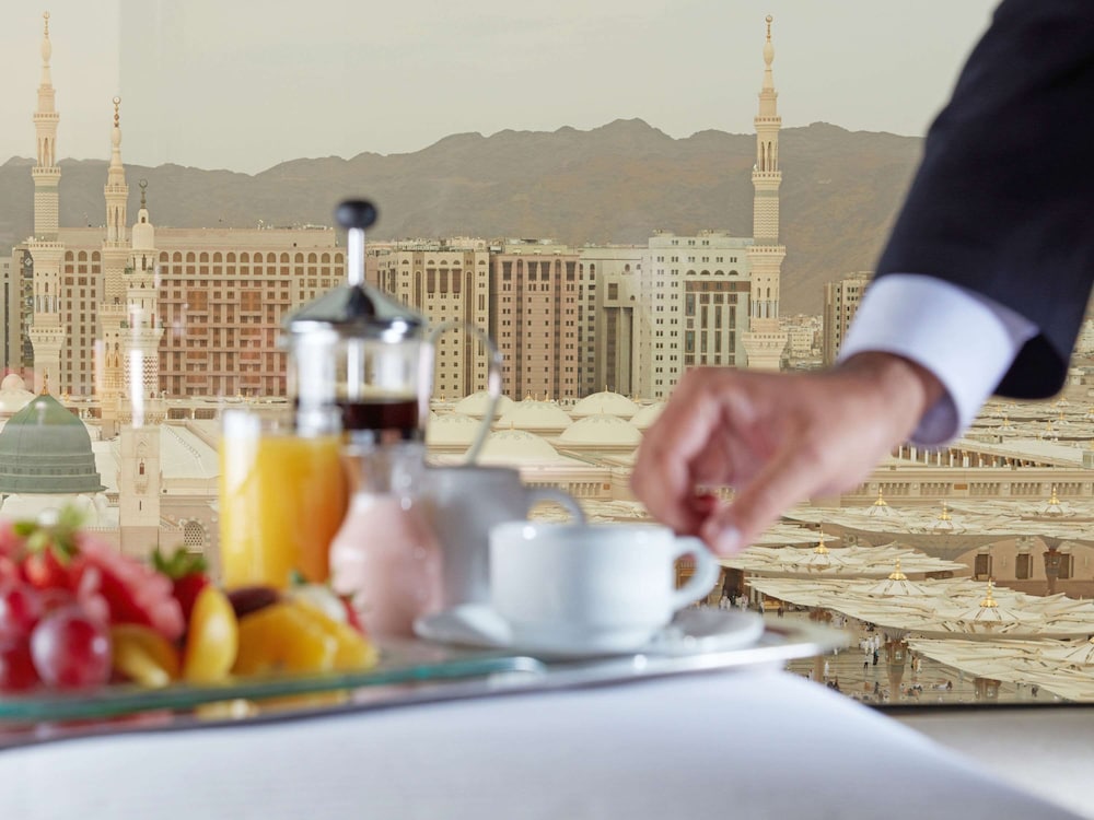 pullman zamzam madina