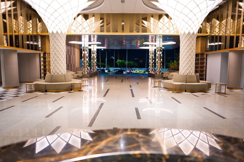 arshika bali sunset road