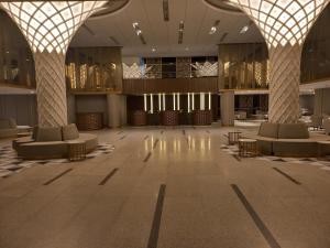 arshika bali sunset road