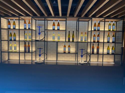 arshika bali sunset road