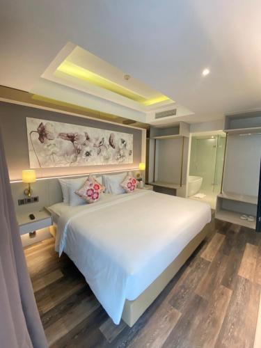 arshika bali sunset road