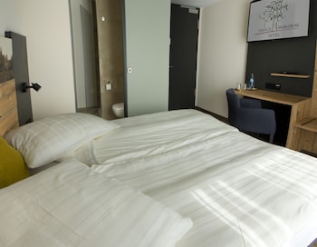 hotel zum grunen baum