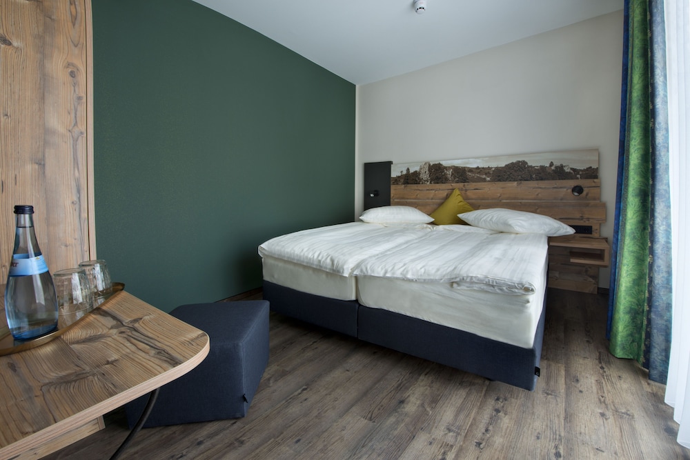 hotel zum grunen baum